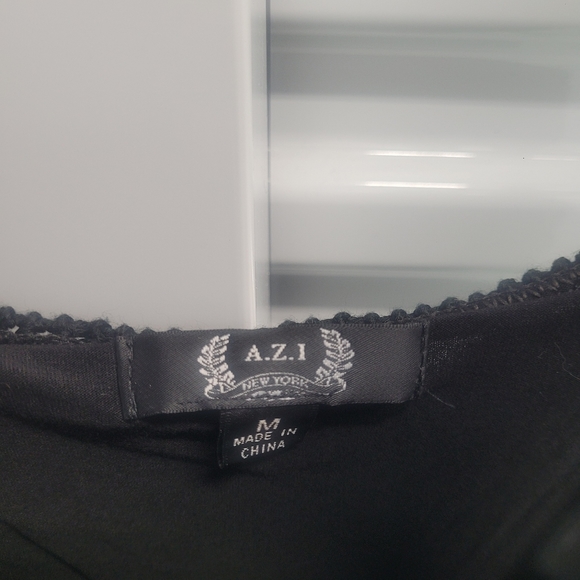 AZI Lace Tank Top, Size Medium, Black - Picture 8 of 10